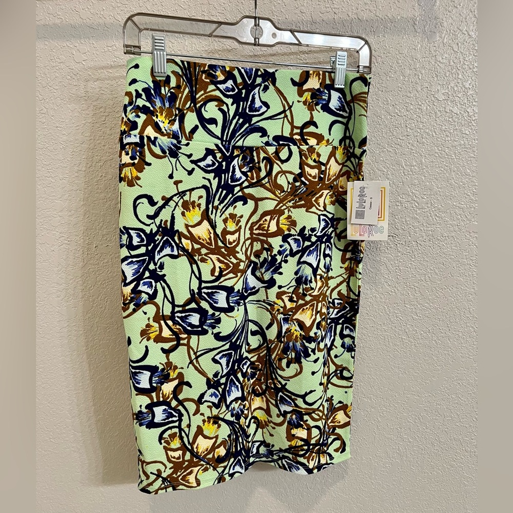 LuLaRoe Small Cassie Skirt
